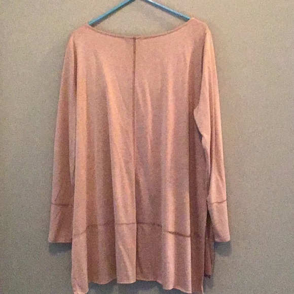 Tunic top - Picture 2 of 3